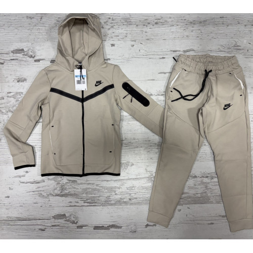 8410 Детски екип Tech Fleece бежово